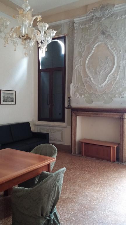 Appartamenti Paradiso Veneţia Exterior foto